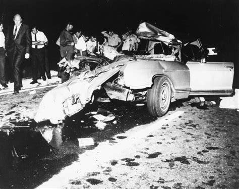 Jayne Mansfield’s Death: The Car Accident That。